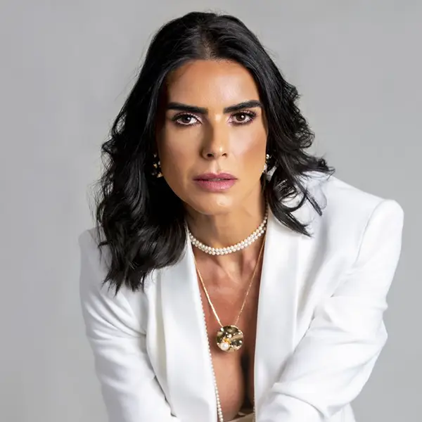 Társia Smeha Qulião